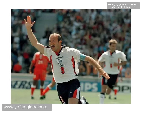 足球历史五十大传奇球星榜单盘点与经典时刻回顾